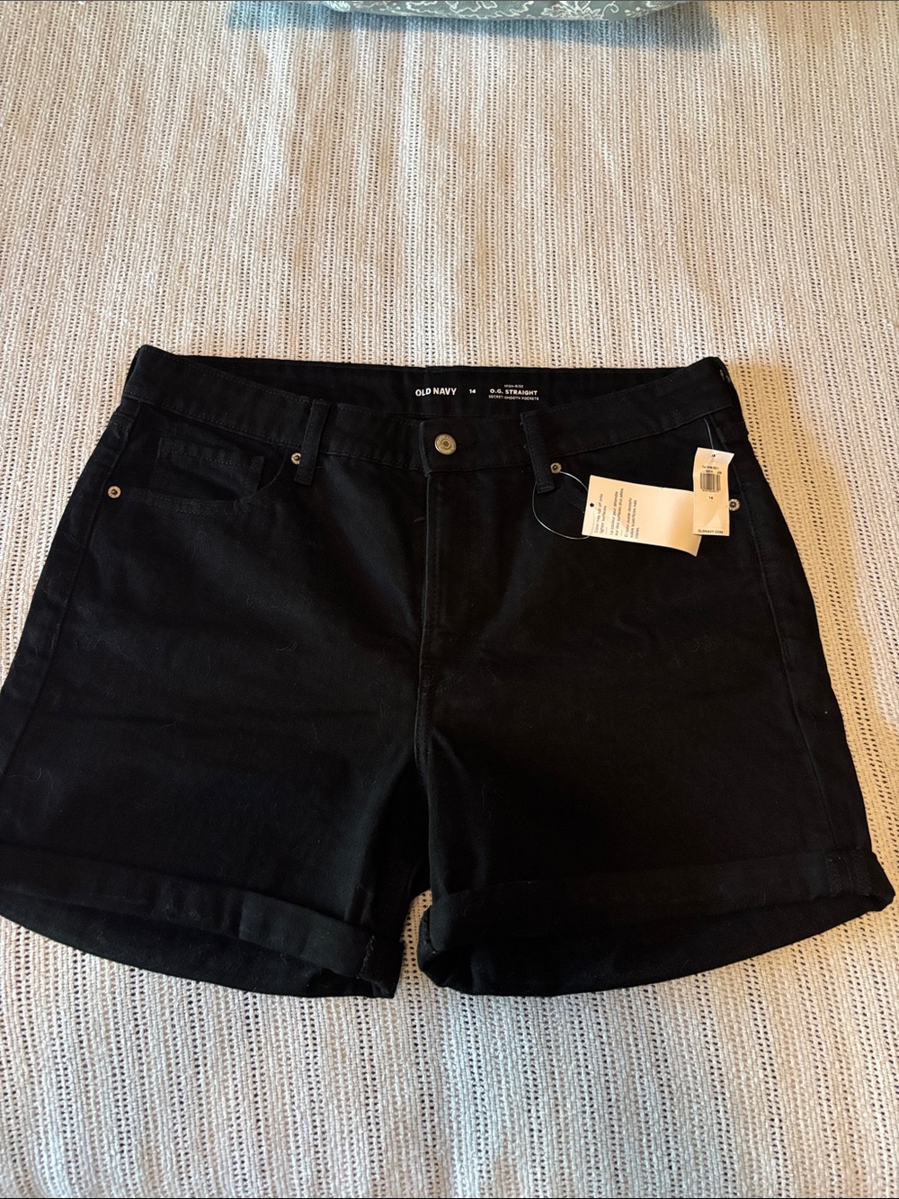 Old Navy Black Women's Rolled-Hem Denim Shorts